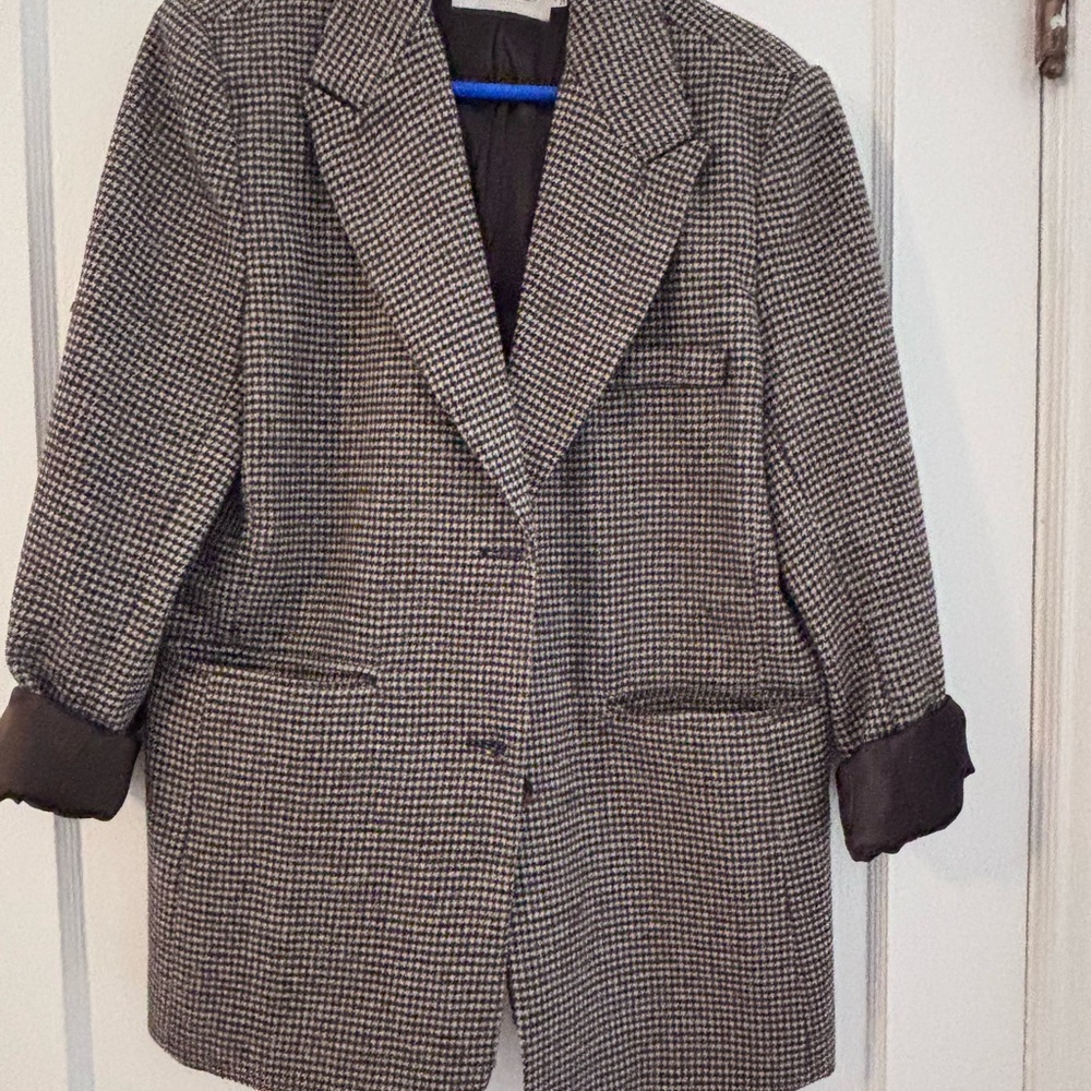 Astr Black and White Houndstooth Jacket